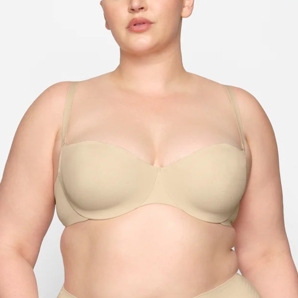 SKIMS 40D Bra